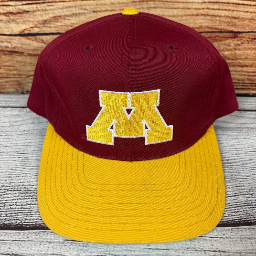 Vintage 1990s Minnesota Gophers NCAA College Snapback Hat